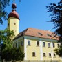 Zámek a hrad ve Stráži nad Nežárkou.