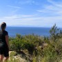 Irmísek pozoruje v dálce obrysy Korsiky.