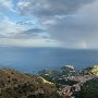 Pohled z Castelmoly na Taorminu.