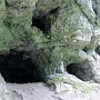 Jdeme se podívat do této malé jeskyně.