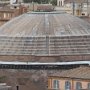 Vidíme i střechu Pantheonu.